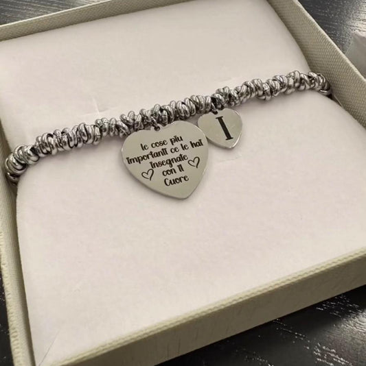 Dettaglio frase incisa bracciale acciaio stile DoDo regalo fine anno scolastico maestra