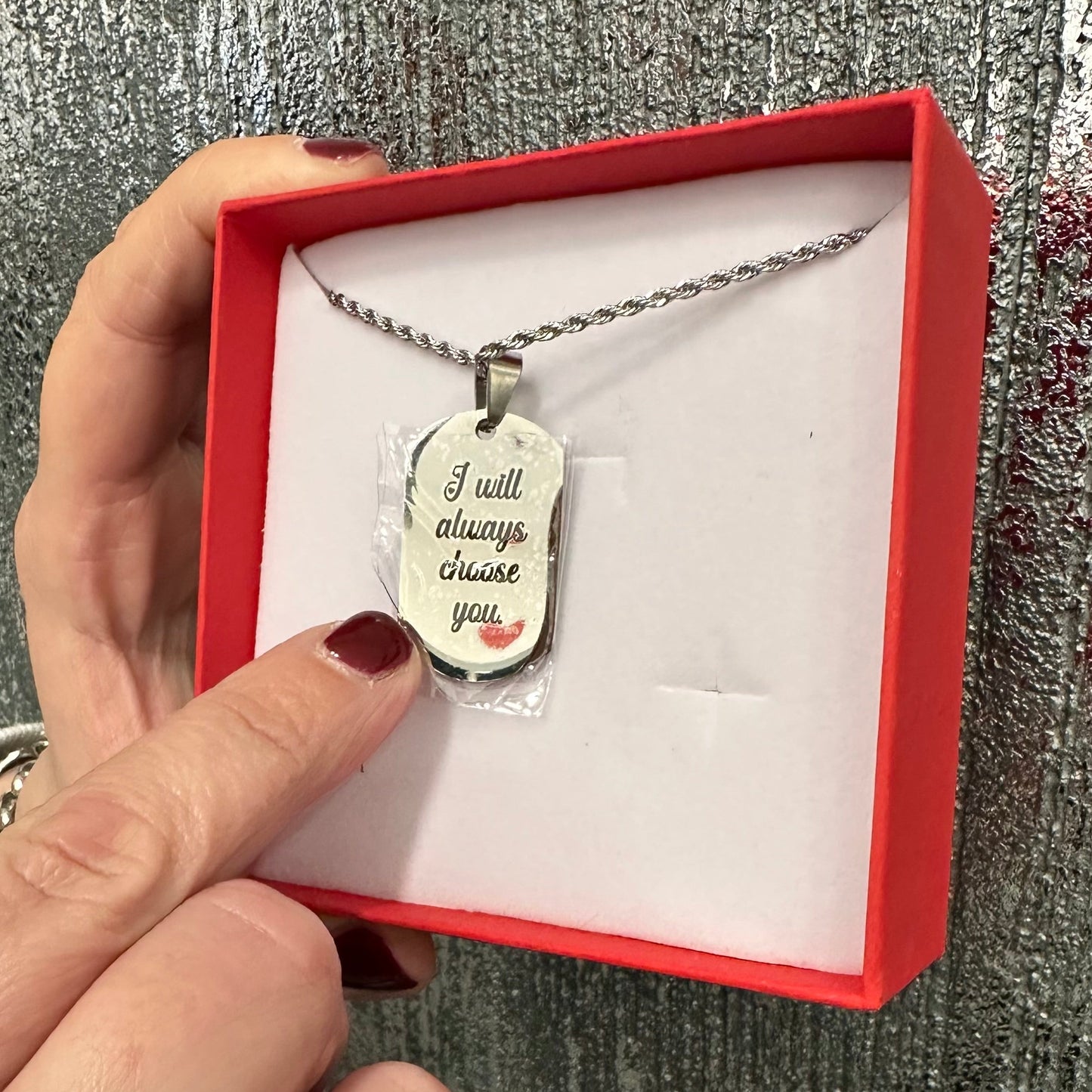 Collana piastrina acciaio personalizzabile con doppia incisione fronte e retro
