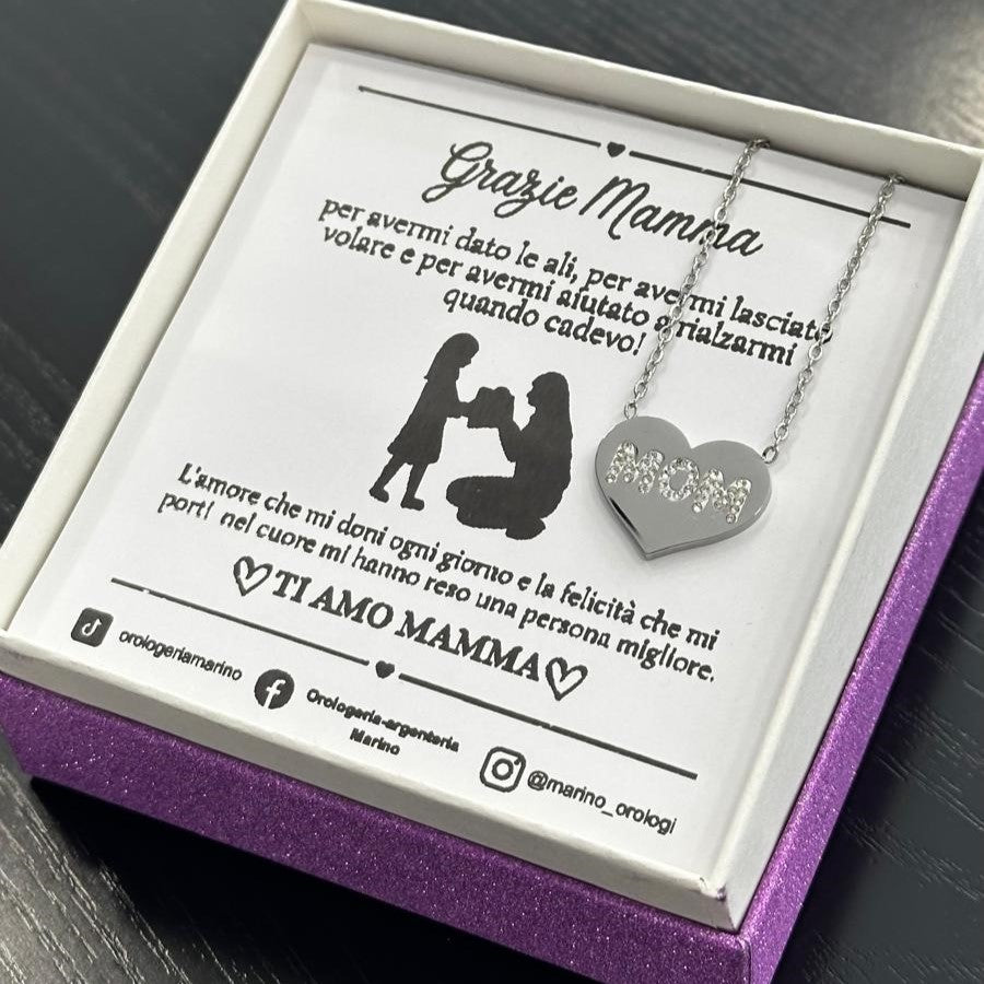 Collana cuore MOM dorata in acciaio con scritta brillantinata e confezione regalo mamma
